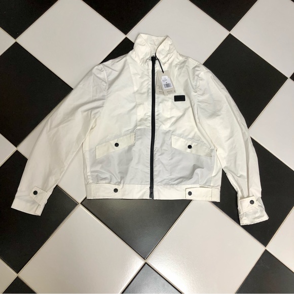 NWT Greater Than A White Bomber Jacket Lightweight Black Contrast Hardware sz M - Picture 1 of 12